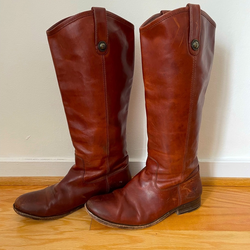 Size 9 Frye riding boots. Gently worn, pet & smoke free big!
